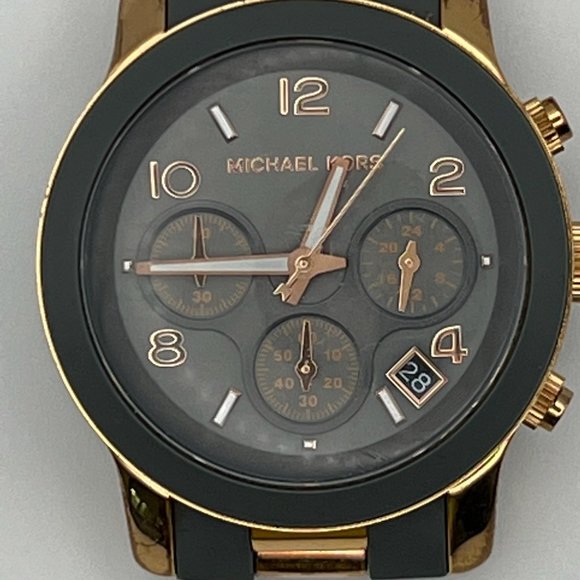 MICHAEL KORS Chronograph Grey and Gold Ladies Watch MK5465 Extra Links & Working - Picture 1 of 10